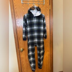 Big kids’ Winter/Christmas flannel Pajamas with antler/ear , Sherpa lined hood.